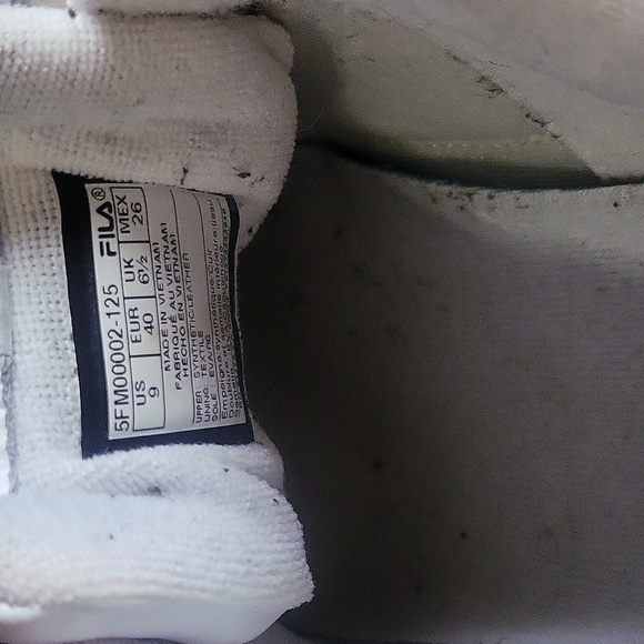 Fila Womens size 9 shoe - Picture 5 of 5